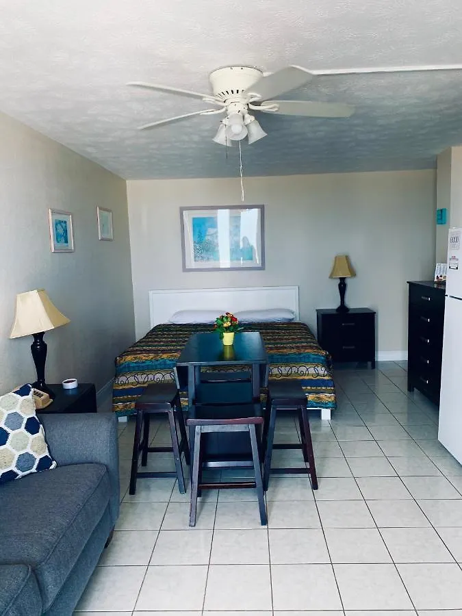 Sea Dip Beach Resort Daytona Beach